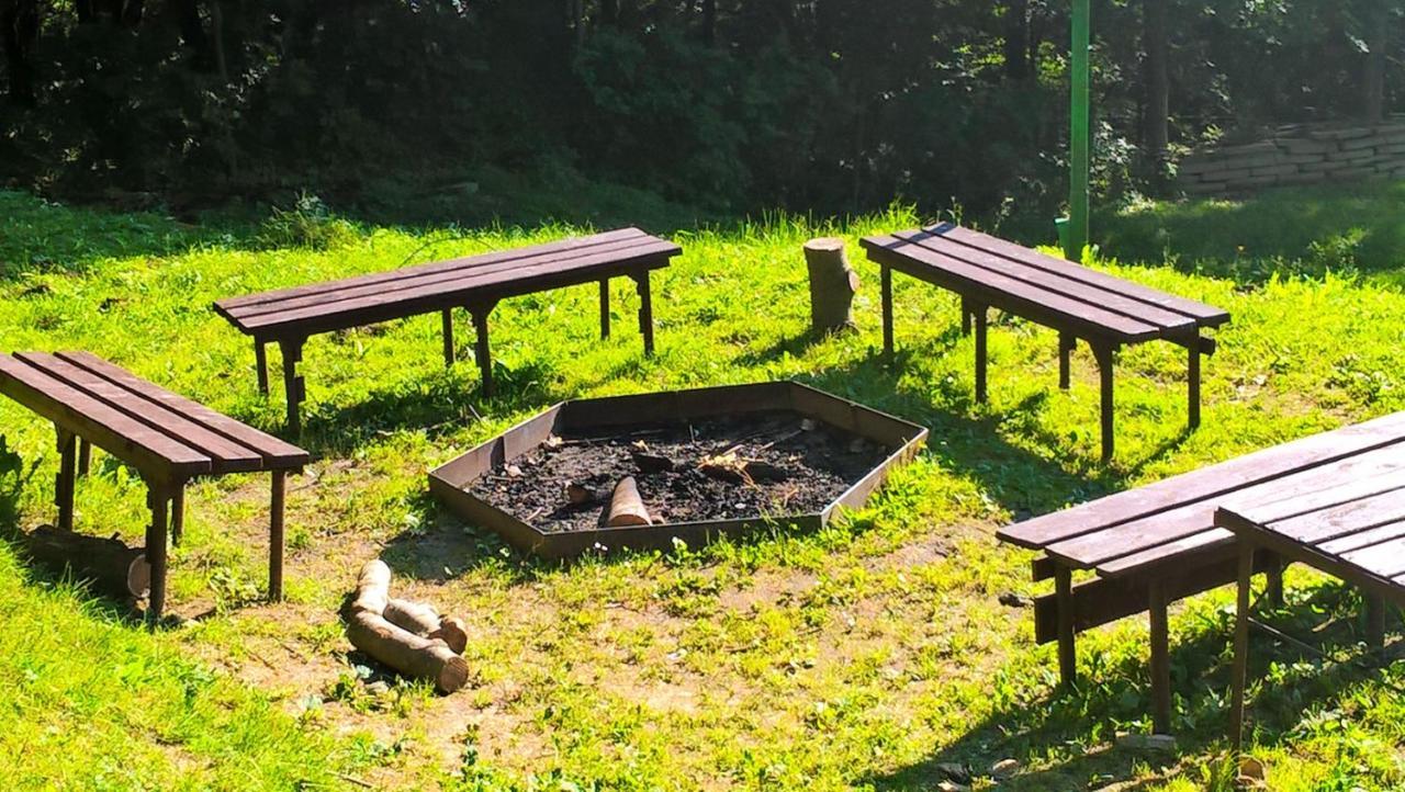 Osrodek Wypoczynkowy " Bieszczady" Myczkowce Exterior foto