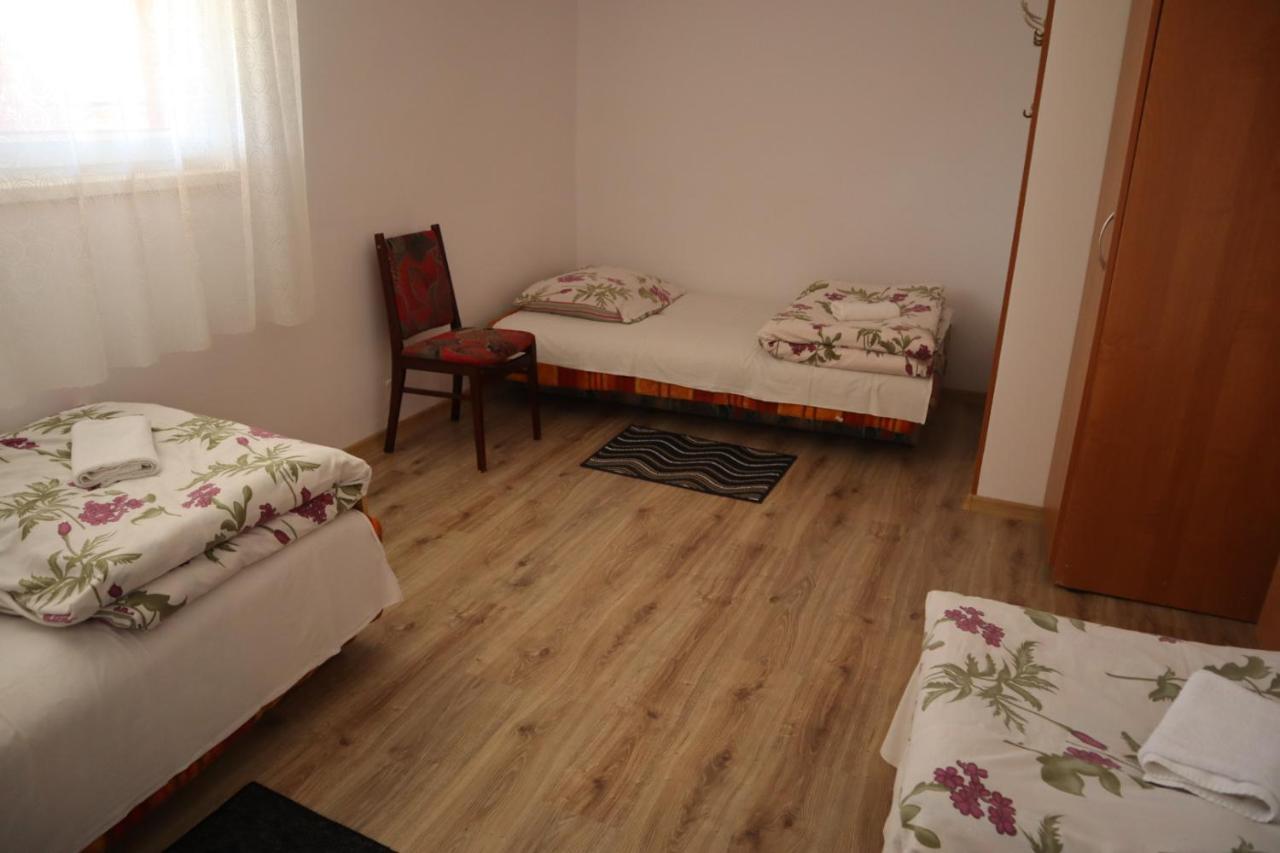 Osrodek Wypoczynkowy " Bieszczady" Myczkowce Exterior foto