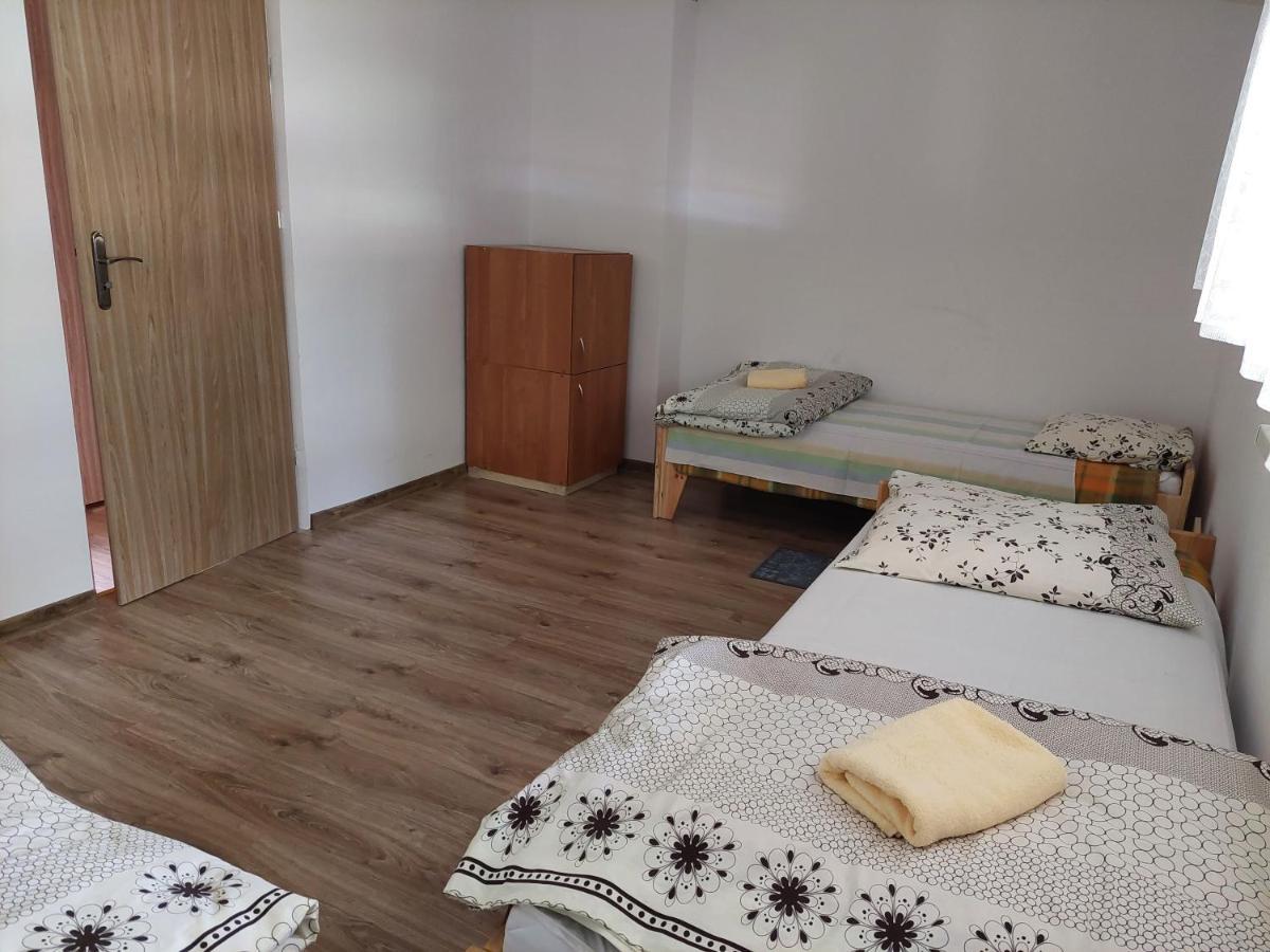 Osrodek Wypoczynkowy " Bieszczady" Myczkowce Exterior foto